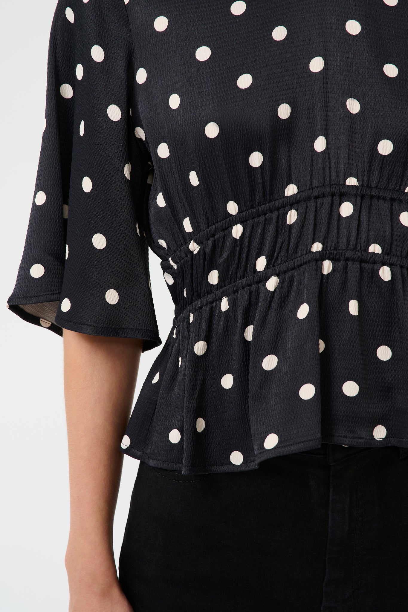 Dotta P Blouse Black with Egret Dots Gestuz