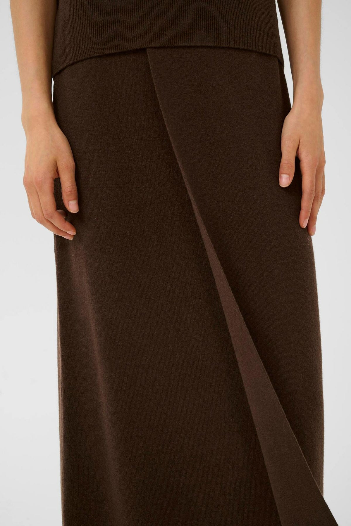 Manzi Skirt Deep Burnt Brown Gestuz