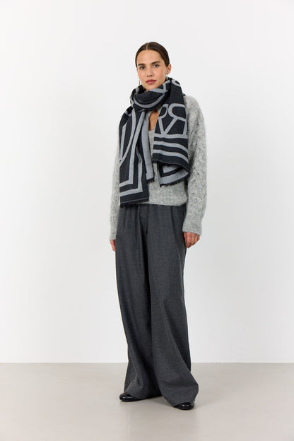LR-Hartley 1 Scarf Dark Grey Levete Room