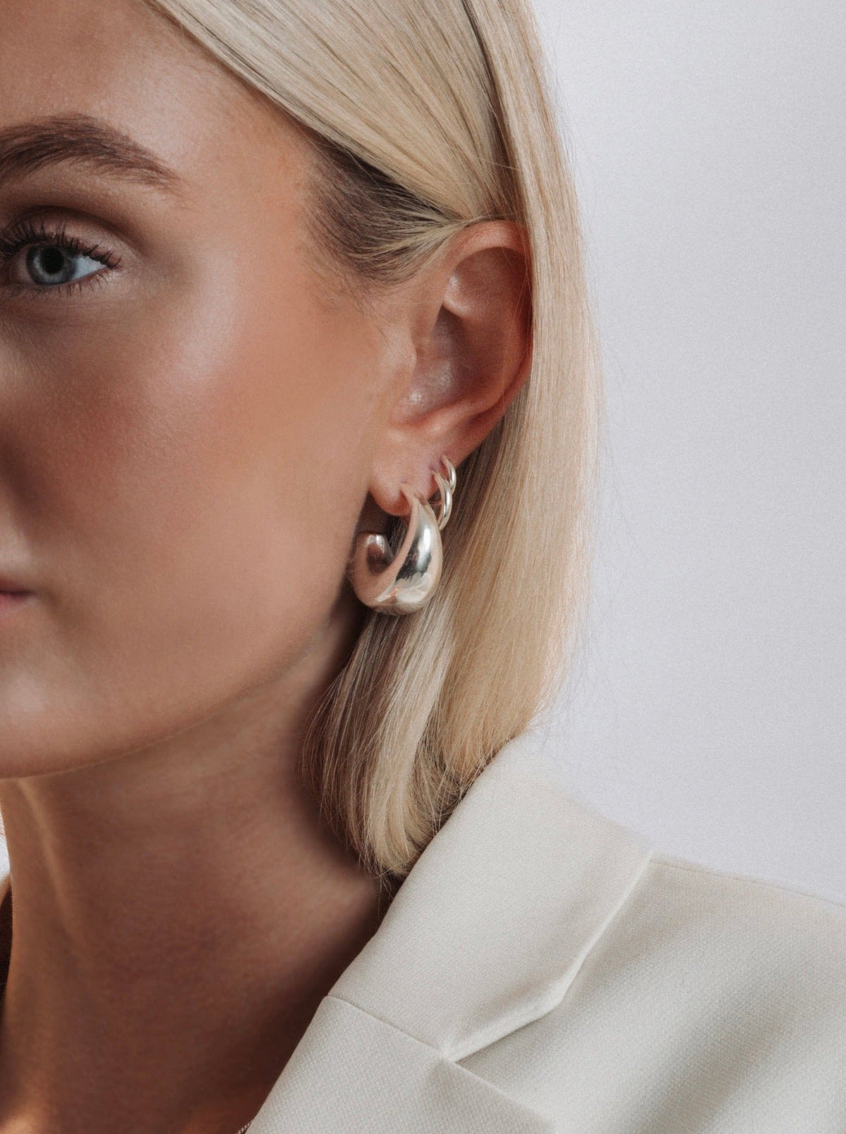 Bolded Earrings Silver Syster P
