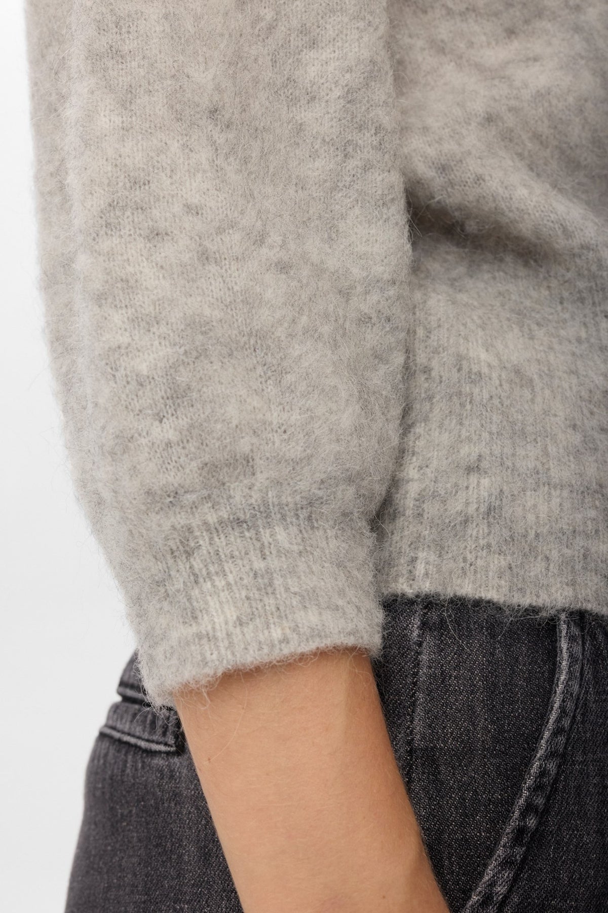 Suri Brushed SS Pullover Light Grey Mel Nümph