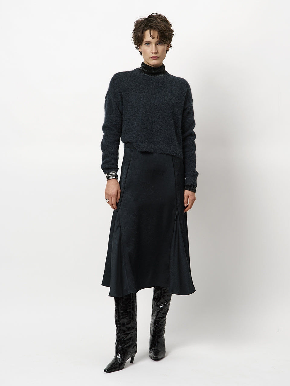 Mirage Flowy Satin Skirt Midnight Green Dante6