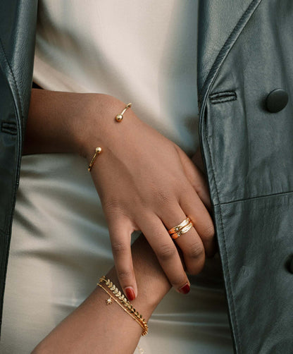 Strict Plain Bangle Ball Gold Syster P