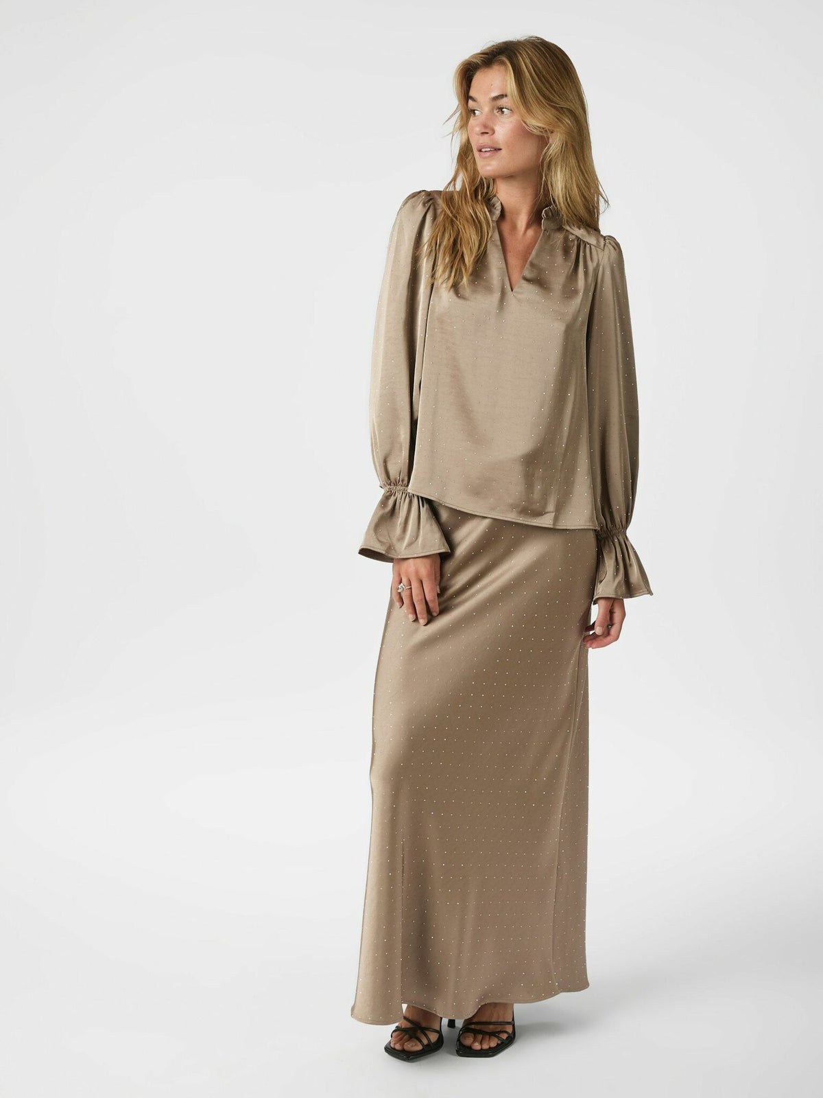 Amara Heavy Sateen Bedaz Blouse Dark Taupe Neo Noir
