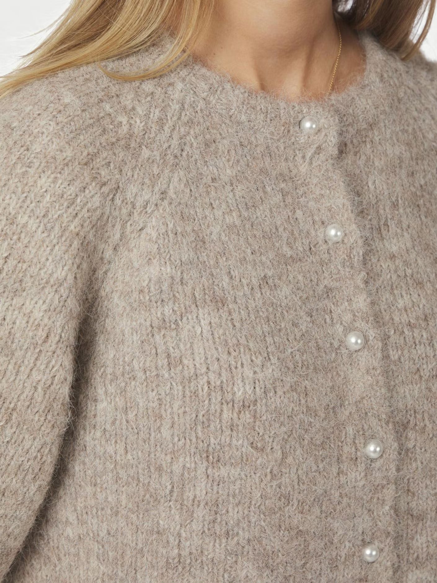 Amaya Fluffy Knit Cardigan Beige Melange Neo Noir