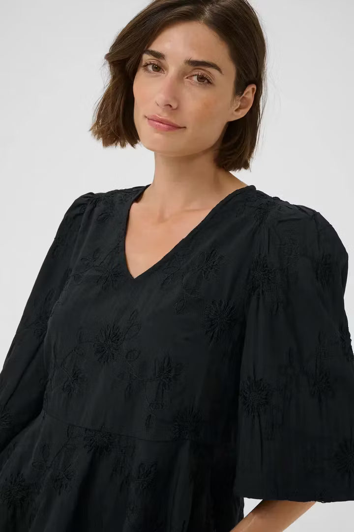 Geniva Blouse Black Culture