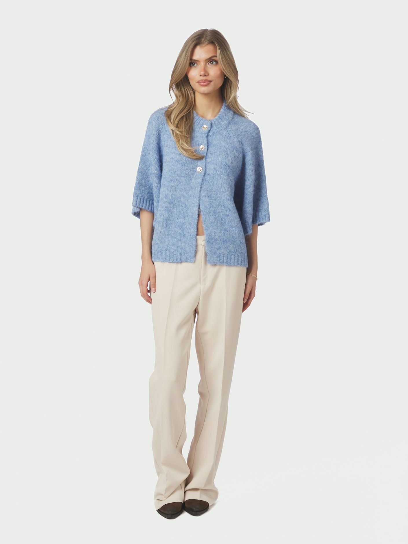 Benuta Fluffy Knit Cardigan Dusty Blue Neo Noir