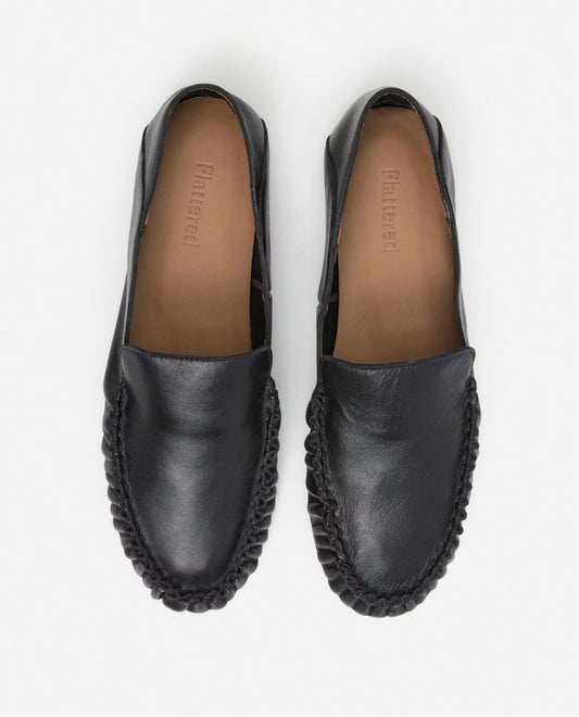 Bon Bon Leather Black Flattered