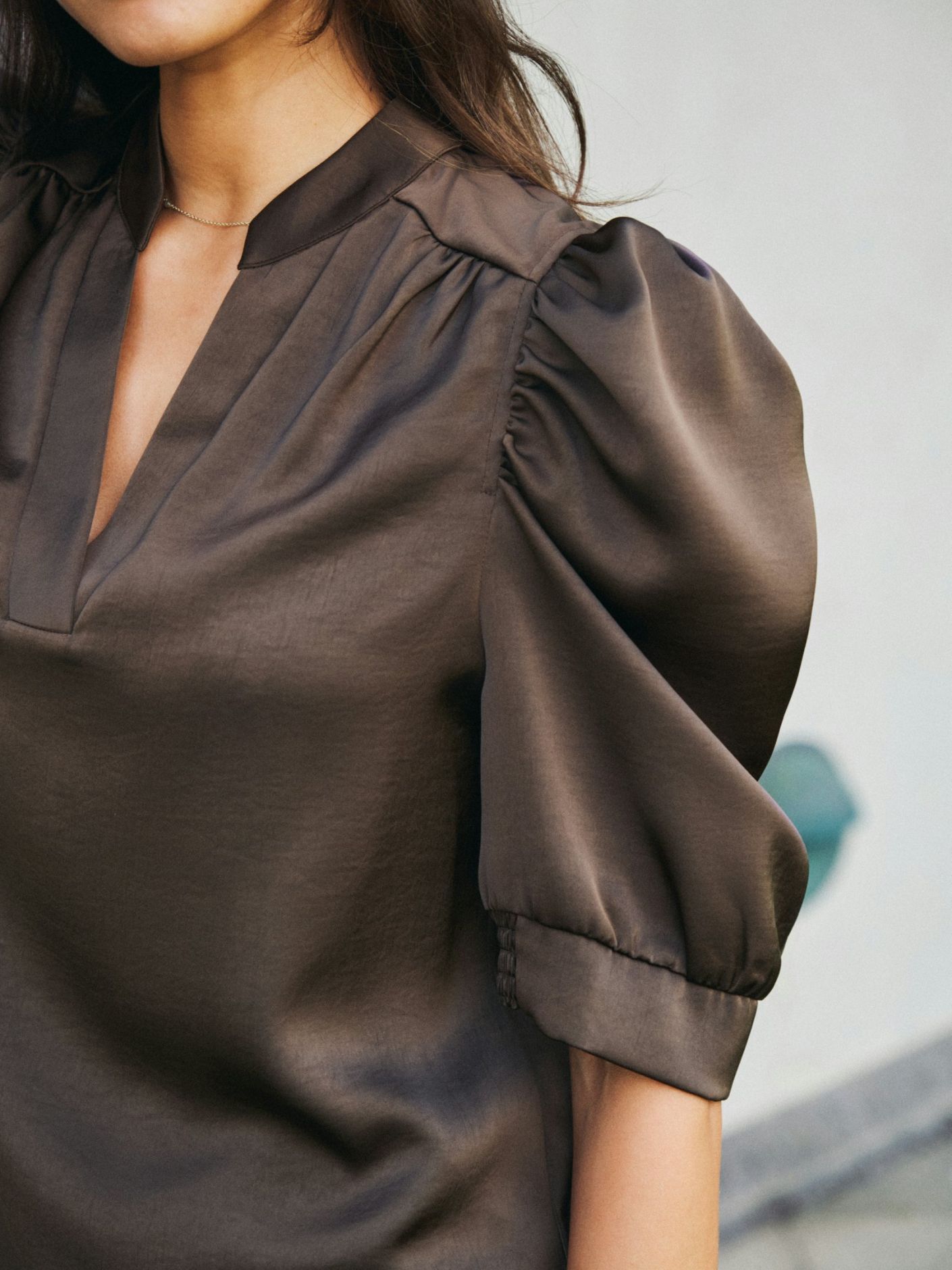 Roella Heavy Sateen Blouse Dark Brown Neo Noir