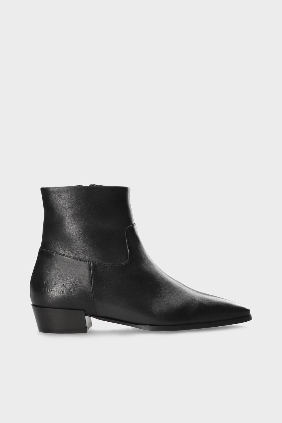 CPH293 Leather Black Copenhagen Studios