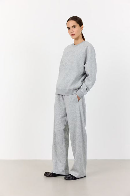 LR-Nuka 11 Sweatshirt Light Grey Levete Room
