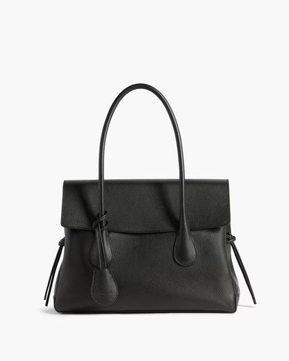 Lydia Tote Bag Grained Leather Black Flattered