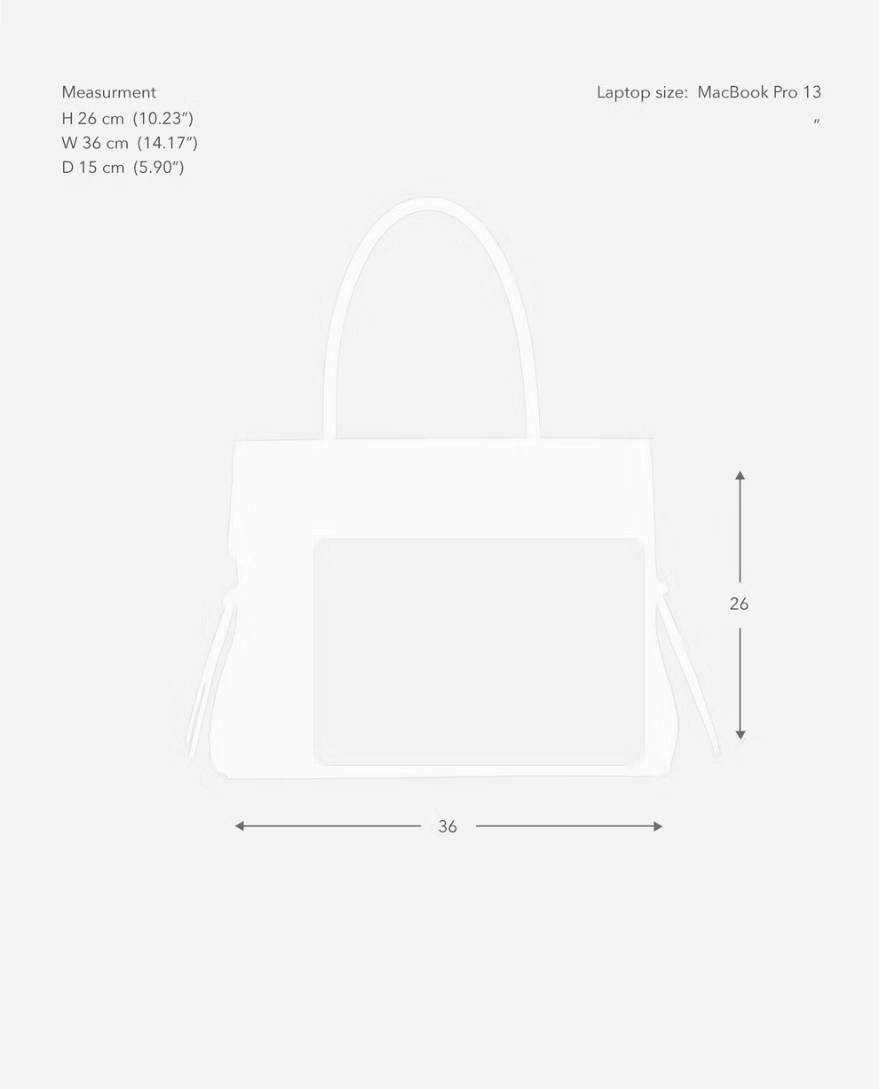 Lydia Tote Bag Grained Leather Black Flattered