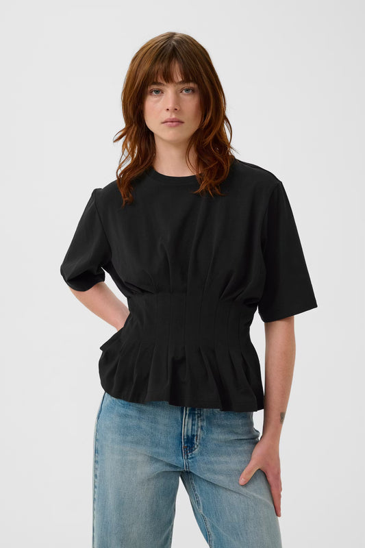 Inez T-shirt Black Gestuz