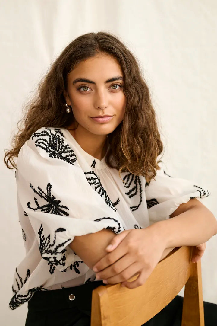 Bisera Blouse Oyster Gray Culture