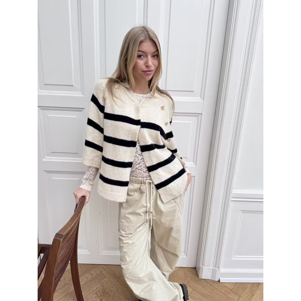 Louis Cape Stripe Continue