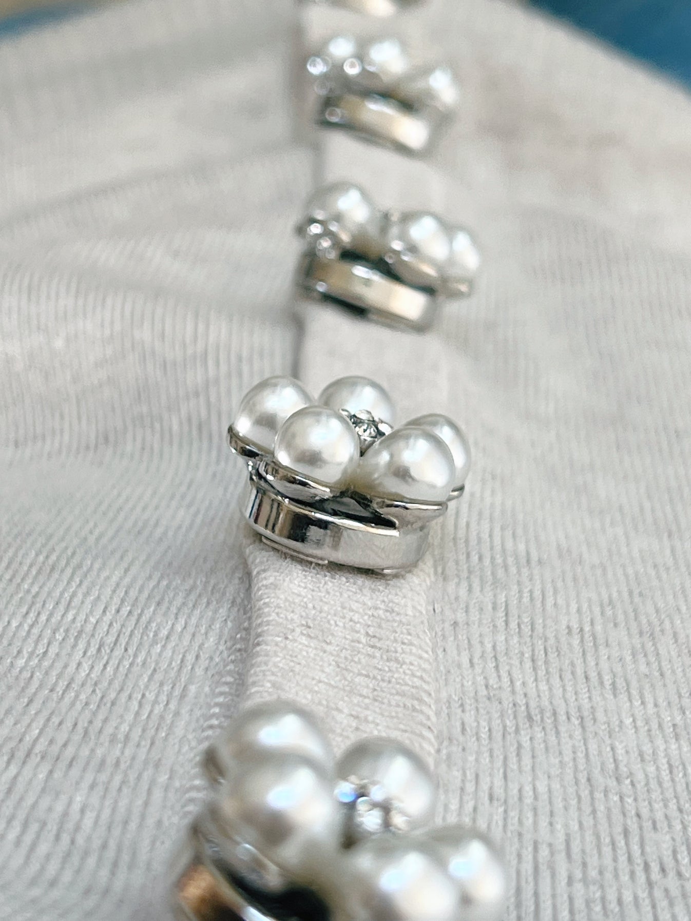 Rosi Pearl Flower Button Charm Silver The Shoelace Brand