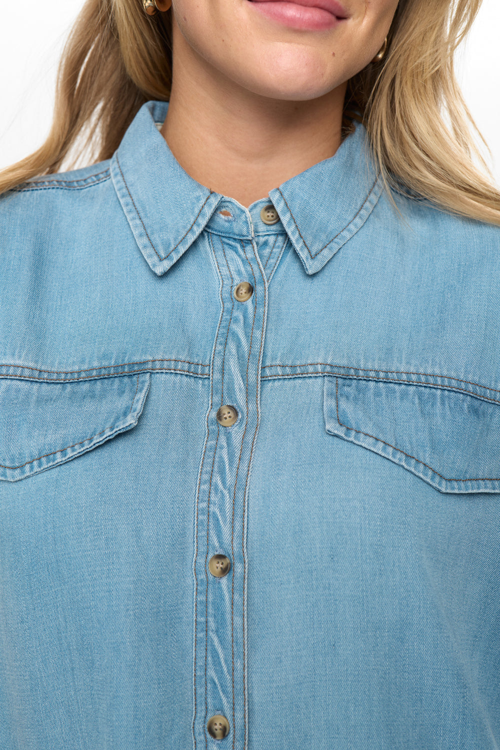 Elida Sleveless Shirt Light Blue Denim Nümph