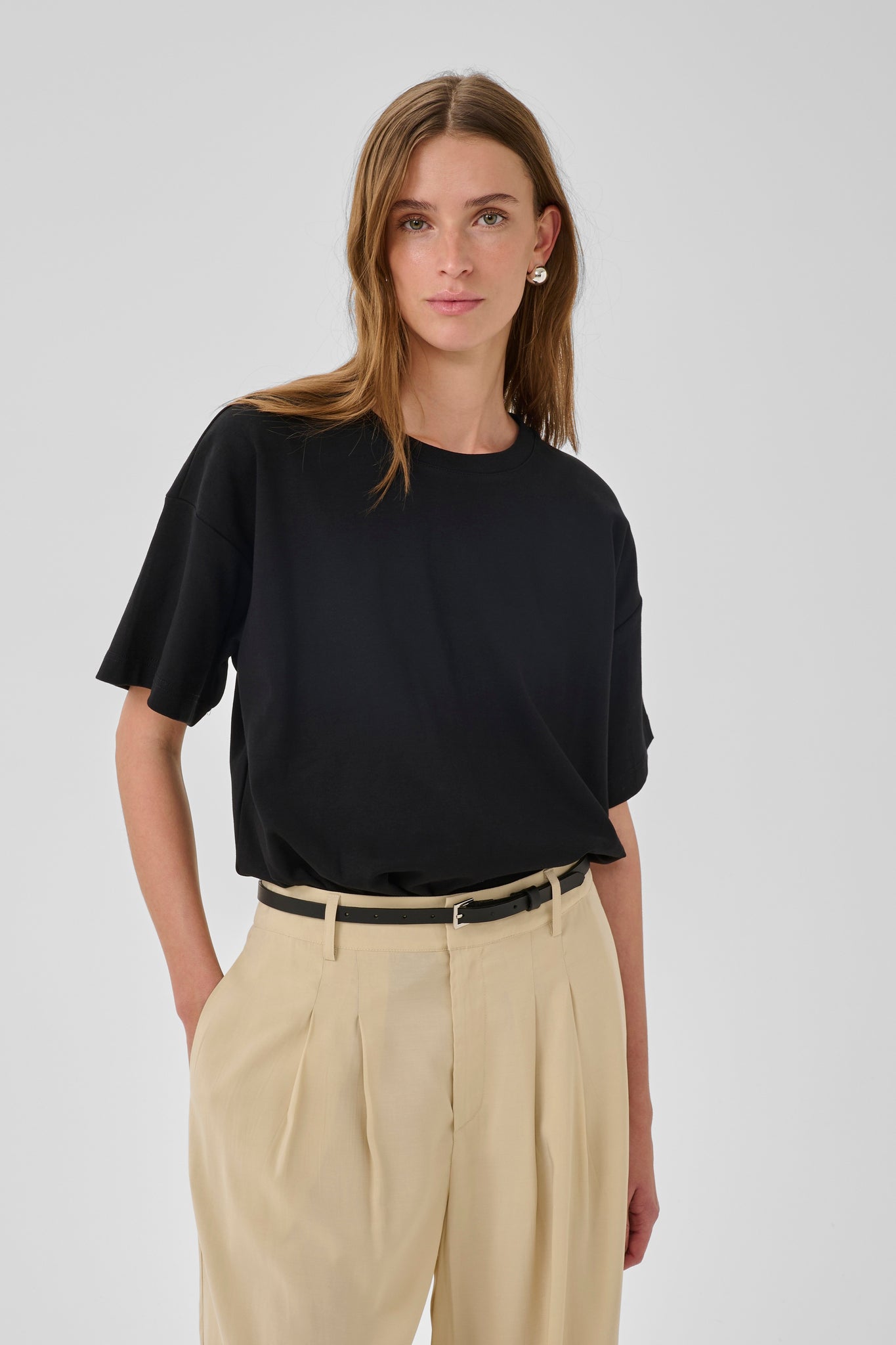 MWApir Boxy Tee Black My Essential Wardrobe