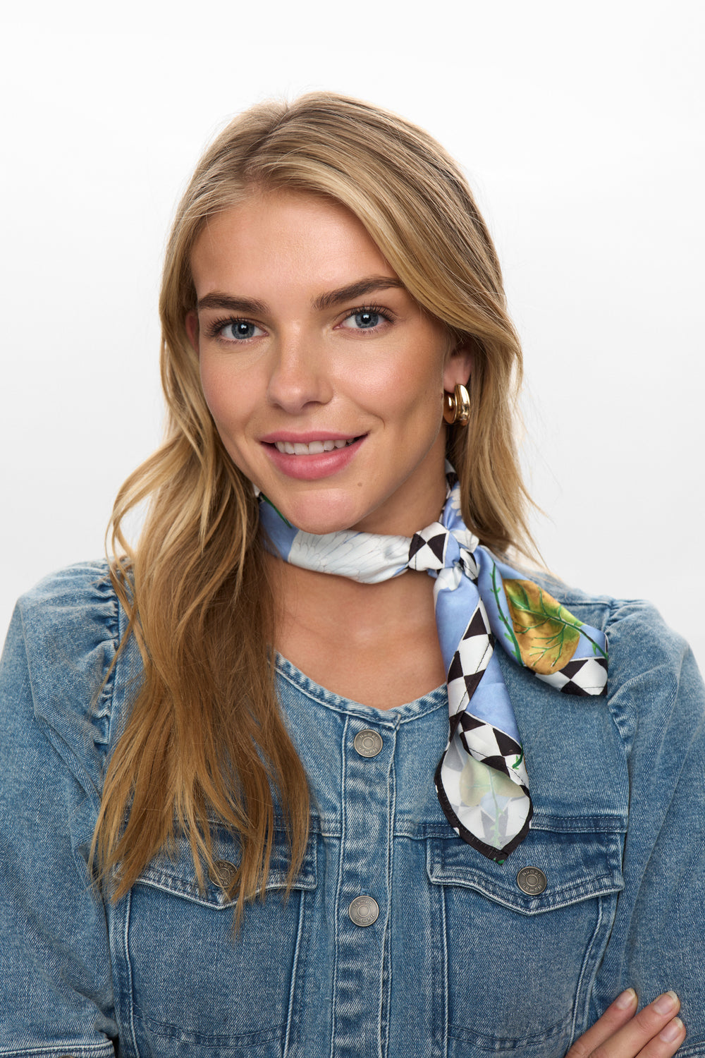 Mocha Satin Scarf Vibrant Green Nümph