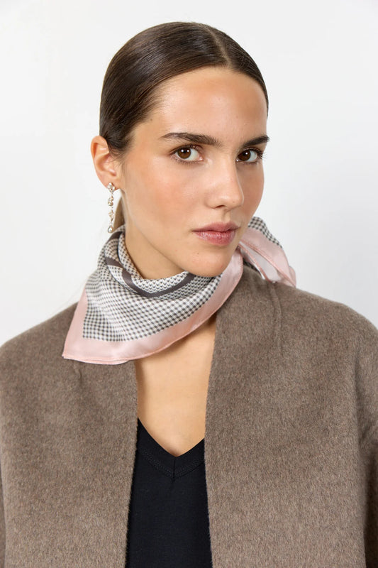 LR-Pablo 1 Scarf Camel Levete Room