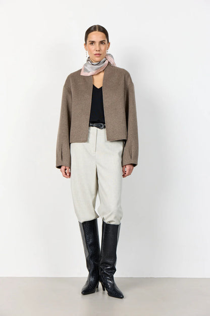 LR-Pablo 1 Scarf Camel Levete Room