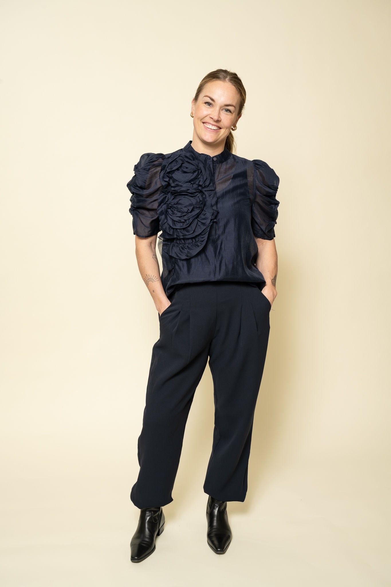 AnnsofiGO Blouse Navy Gossia