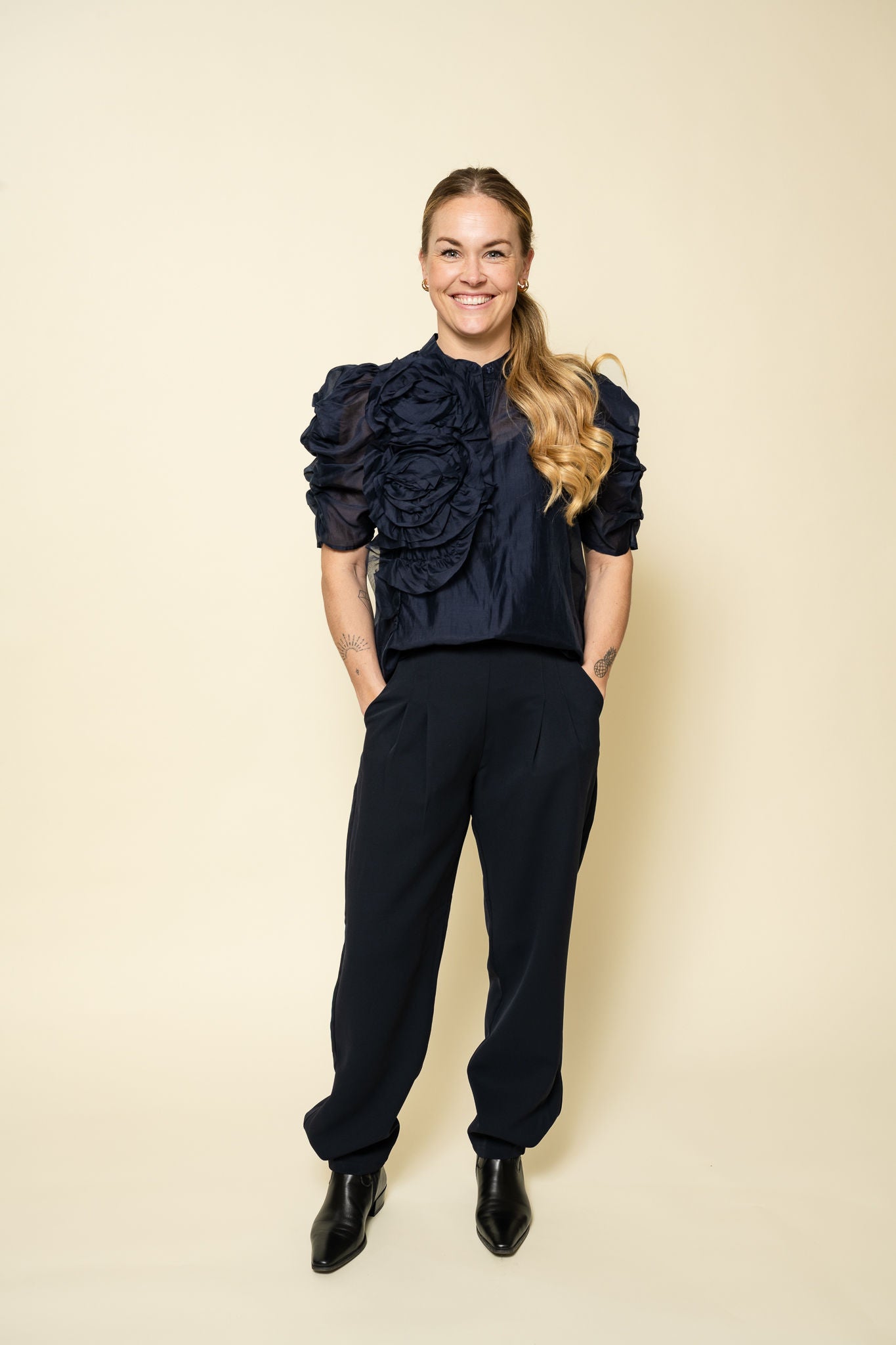 AnnsofiGO Blouse Navy Gossia