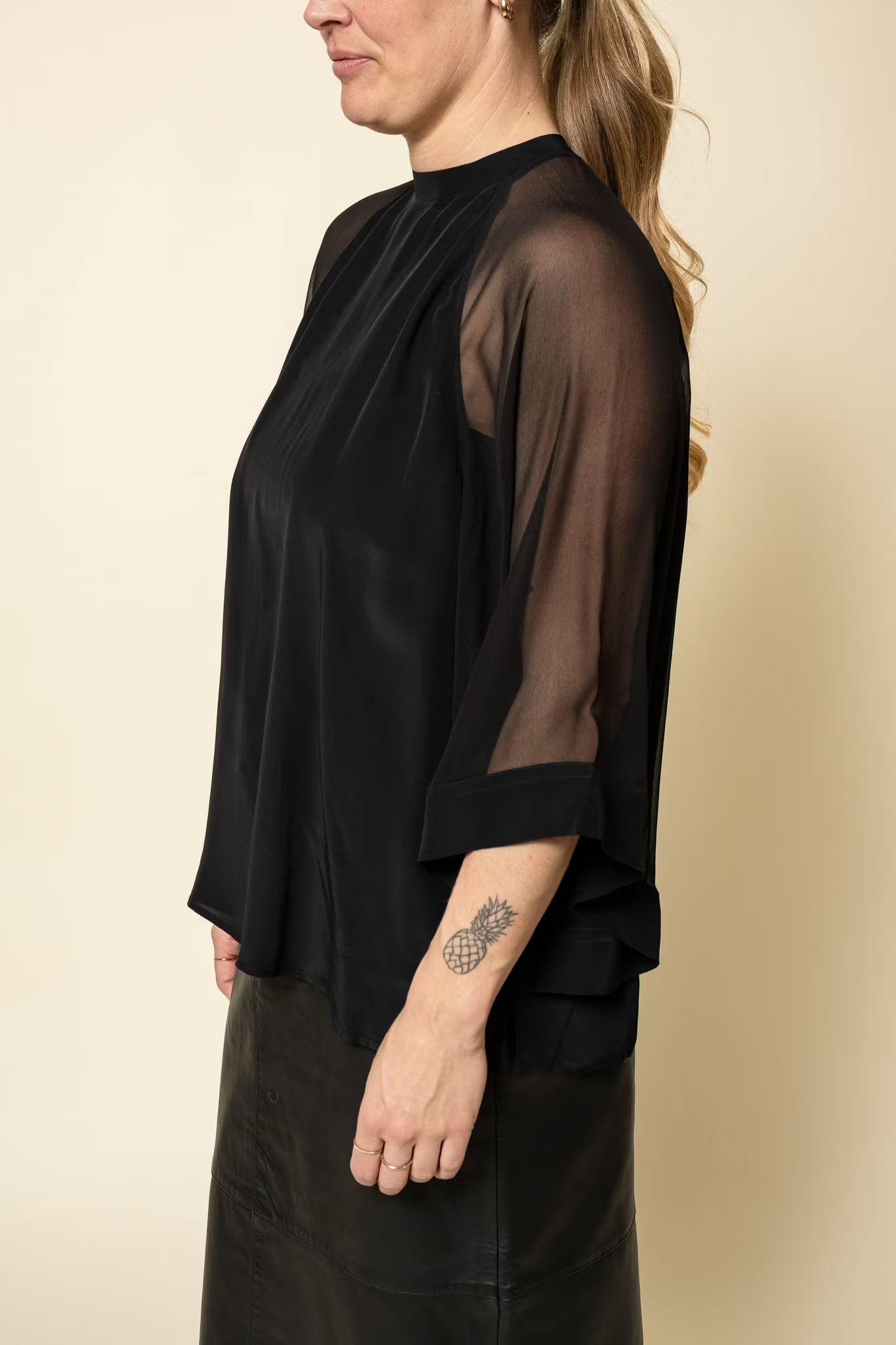 Sheer Raglan Blouse Black Filippa K