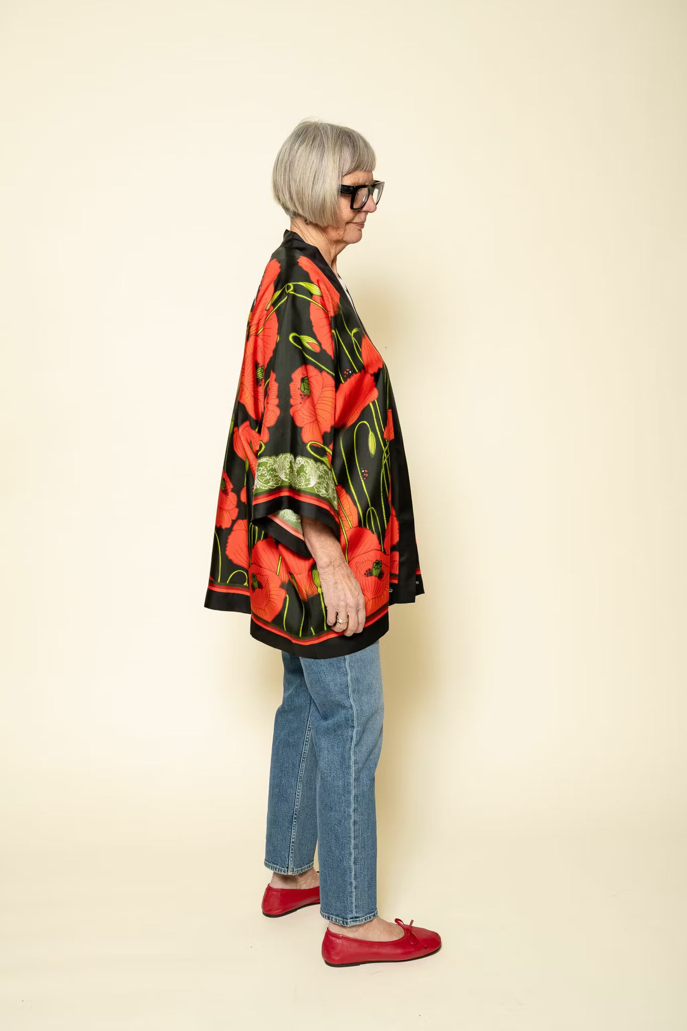 Silk Kimono Short Poppies Dark Kueen