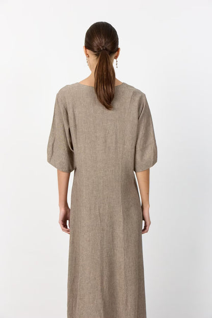 LR-Naja 52 Dress Camel Levete Room