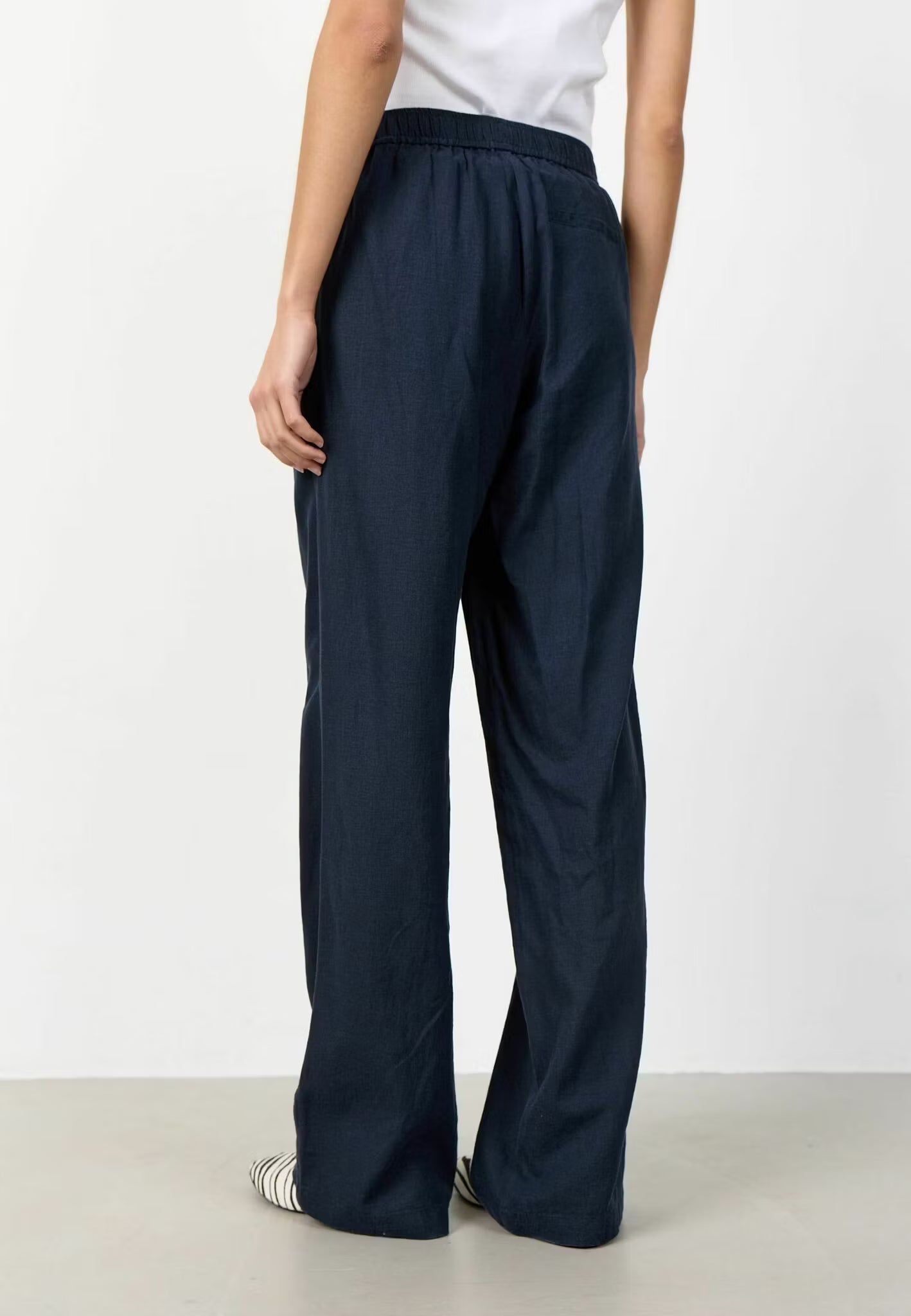LR-Naja 7 Pants Dark Blue Levete Room