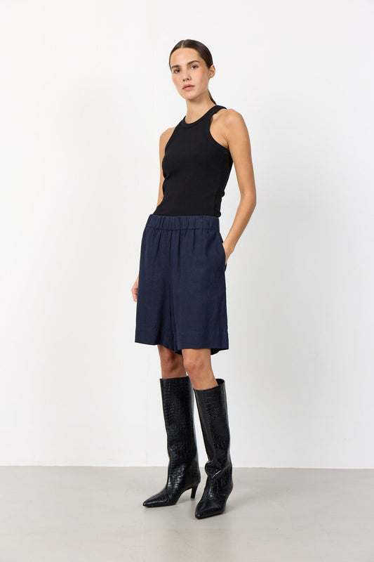 LR-Naja 29 Shorts Dark Blue Levete Room