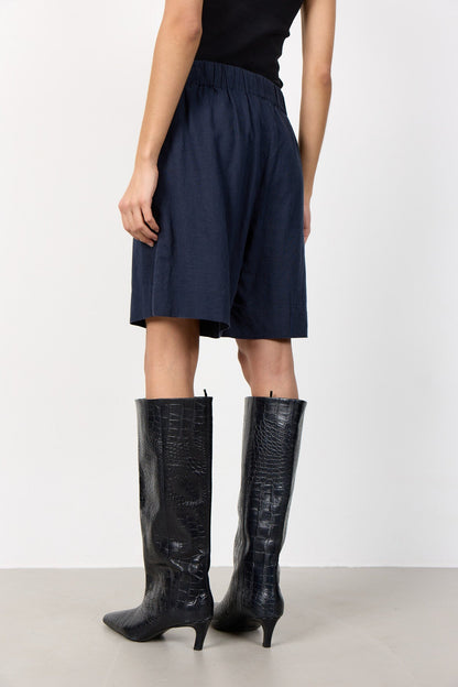 LR-Naja 29 Shorts Dark Blue Levete Room