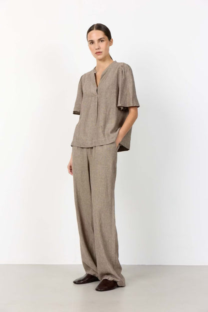 LR-Naja 32 Blouse Camel Levete Room