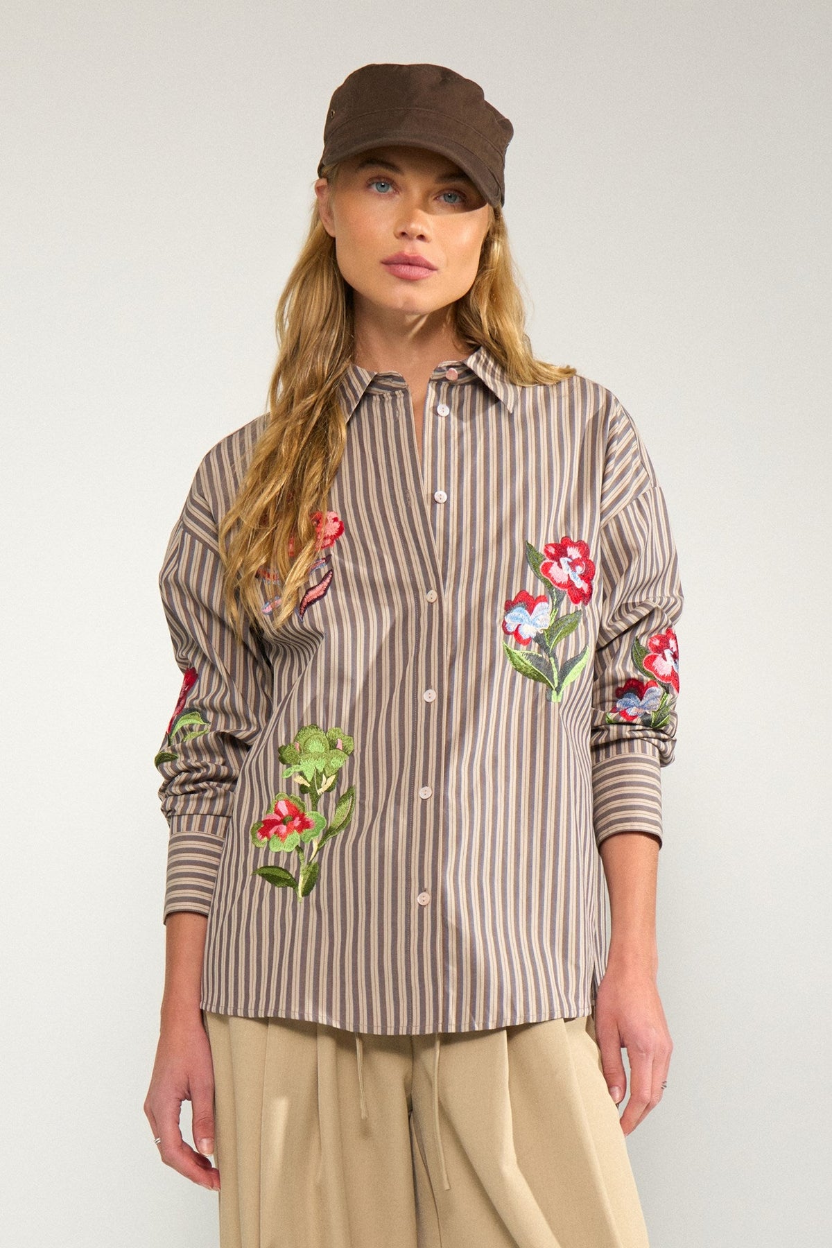 Kacey Embroidery Shirt Deep Taupe Nümph