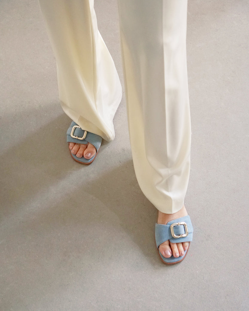 Mimi Suede Blue Flattered