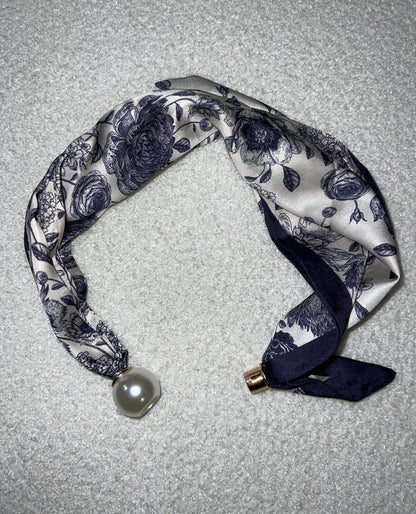 Magnetic Scarf Blue Floral The Shoelace Brand