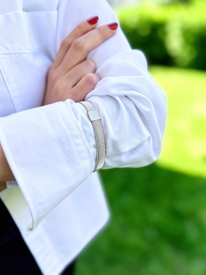 Shirt Sleeve Holder Silver The Shoelace Brand