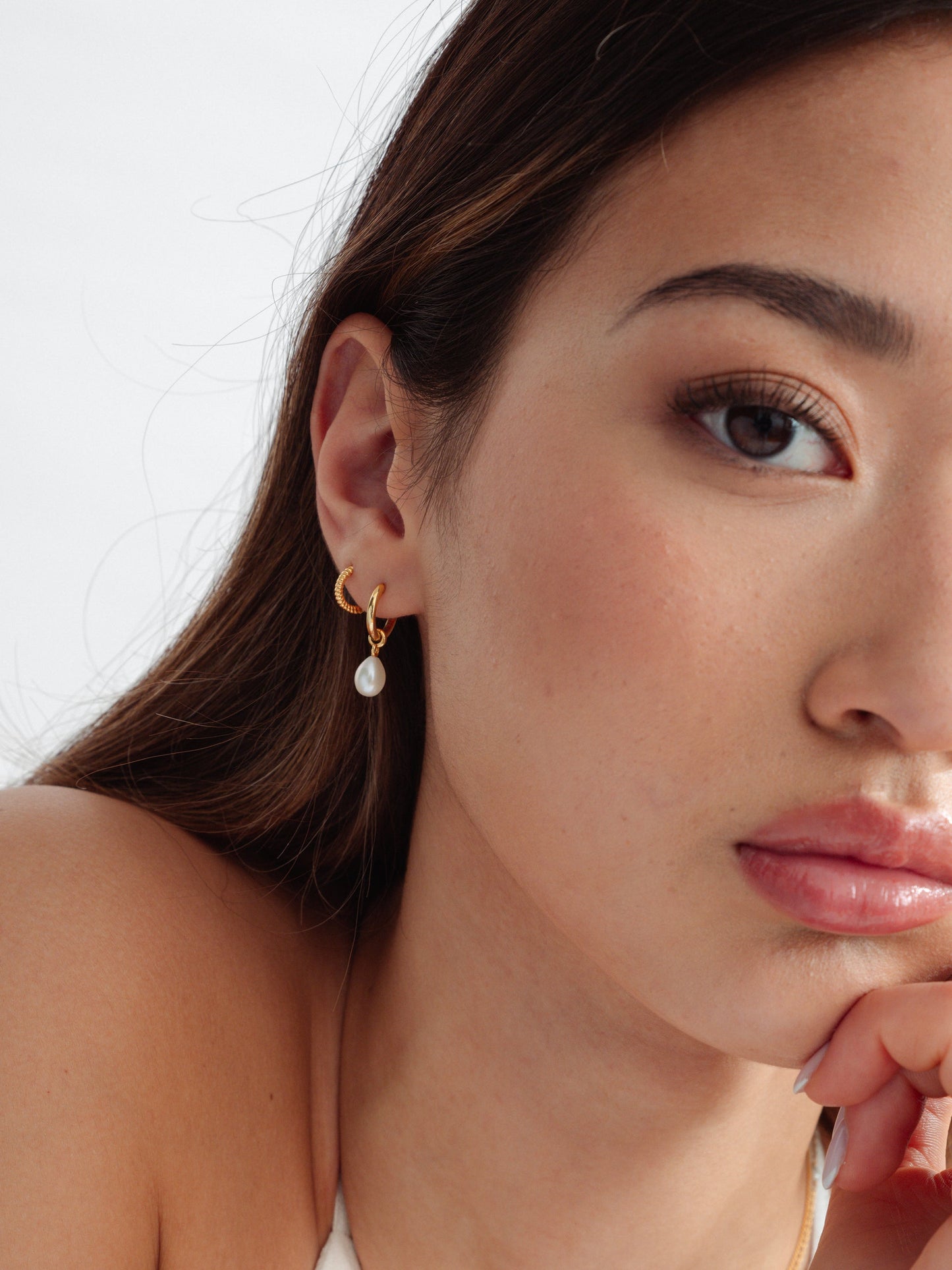 Treasure Pearl Hoops Gold Syster P