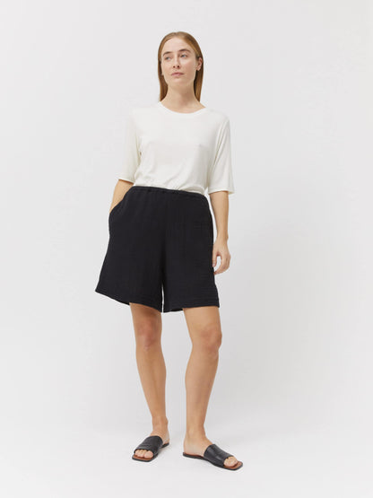 Basic Tee Ivory A Part of the Art