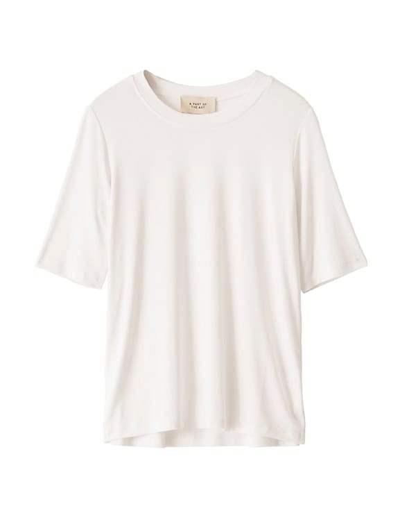 Basic Tee Ivory A Part of the Art
