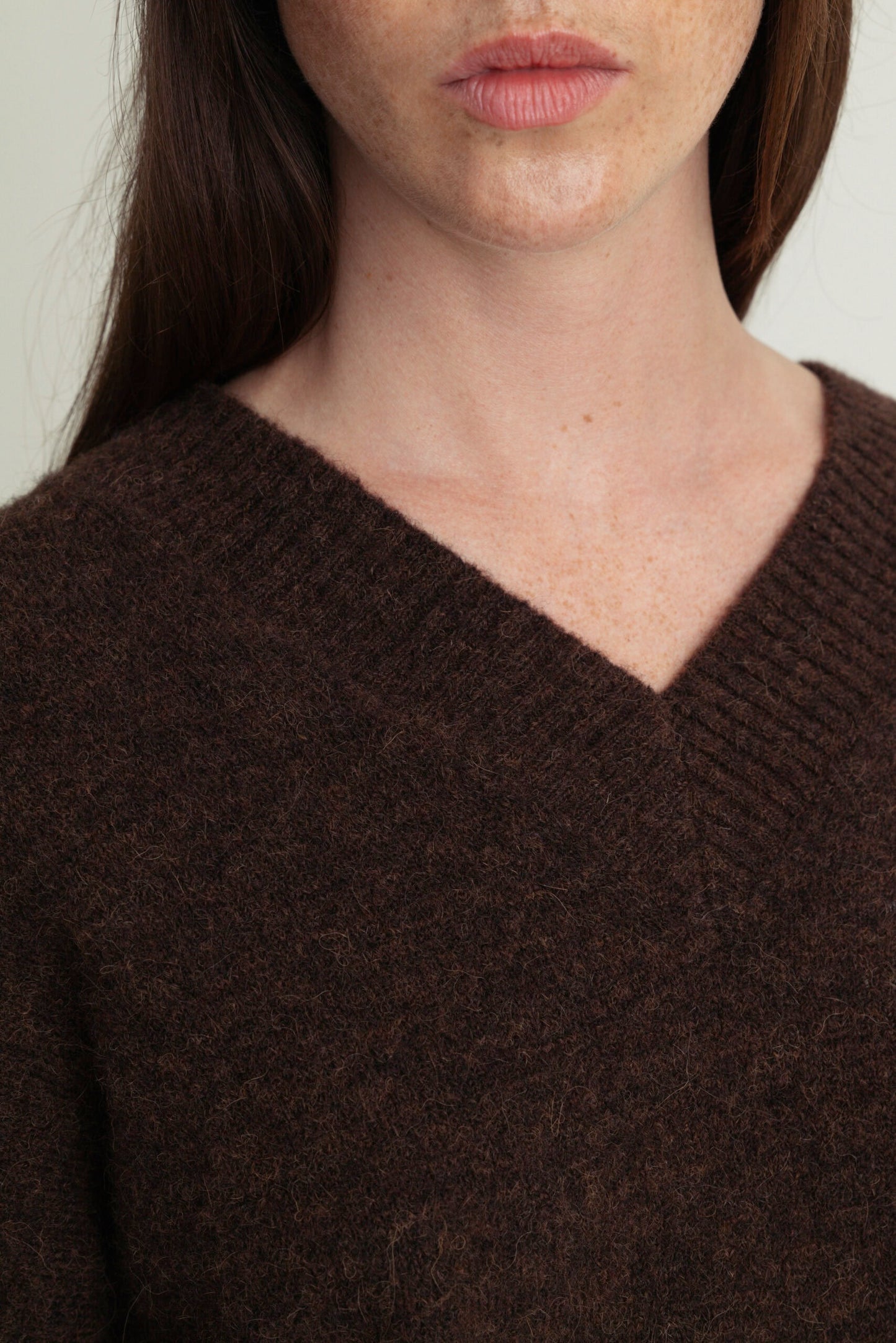 Daily V-Neck Chocolate Brown Melange A Part of the Art