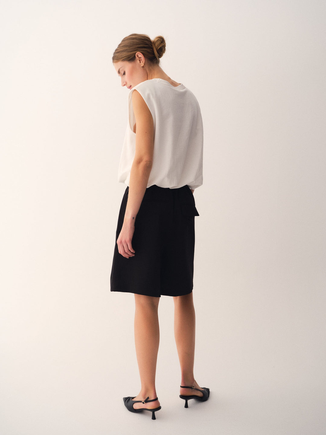 LouisaGO Shorts Black Gossia