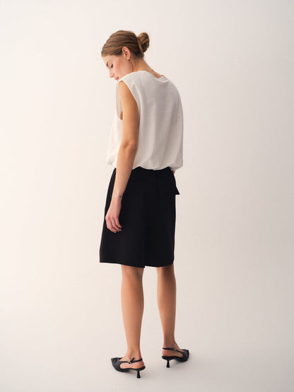 LouisaGO Shorts Black Gossia