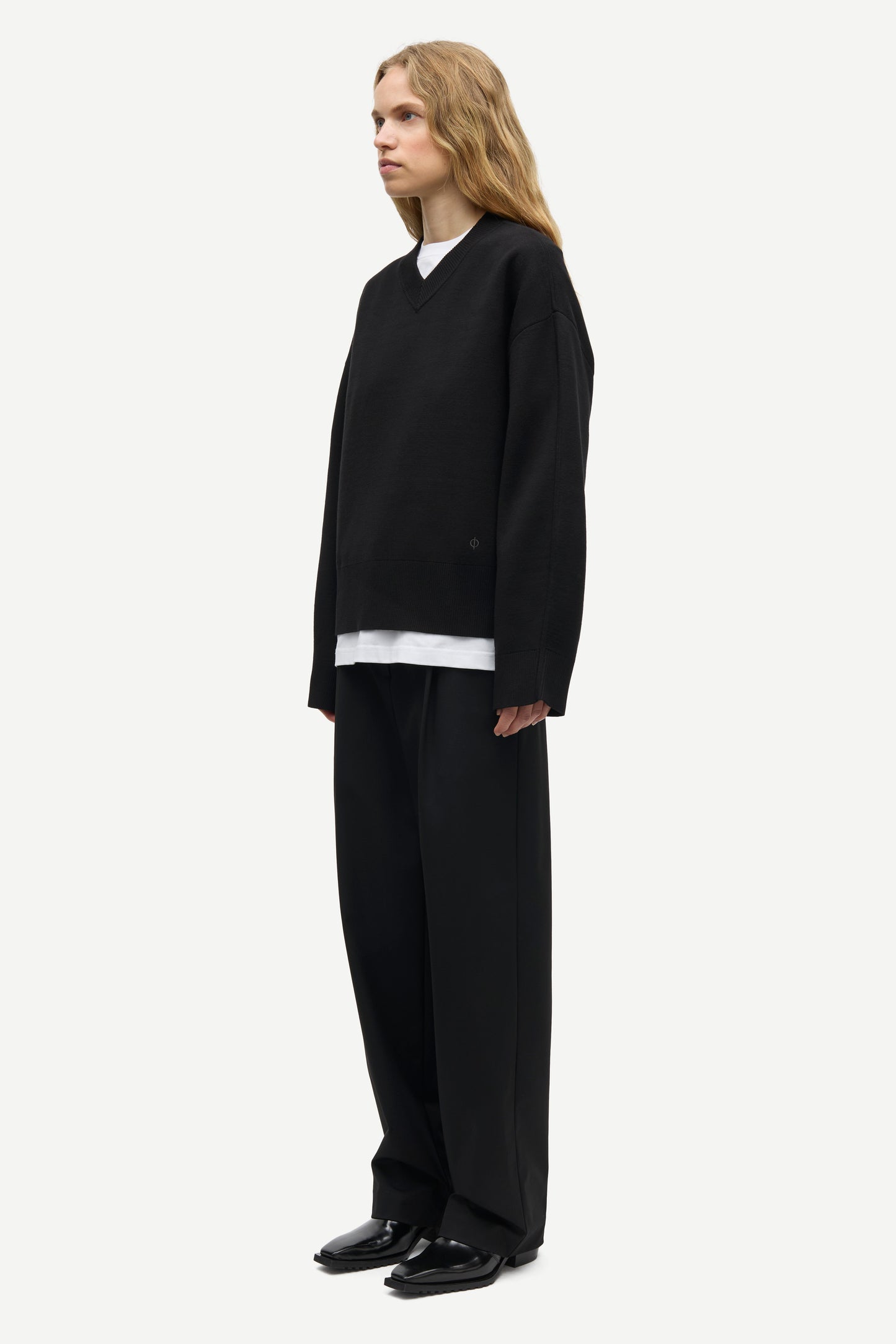 Salissy V-neck 15825 Black Samsoe Samsoe