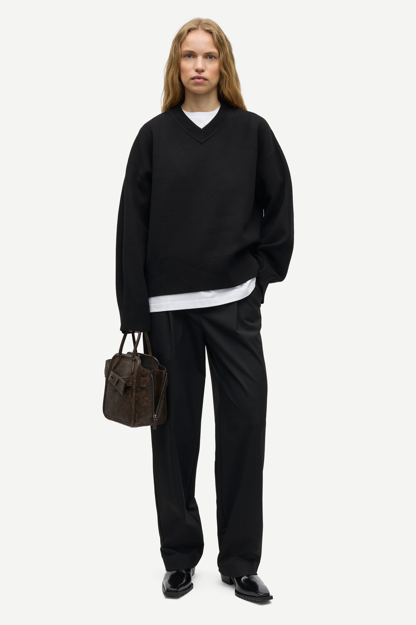 Salissy V-neck 15825 Black Samsoe Samsoe